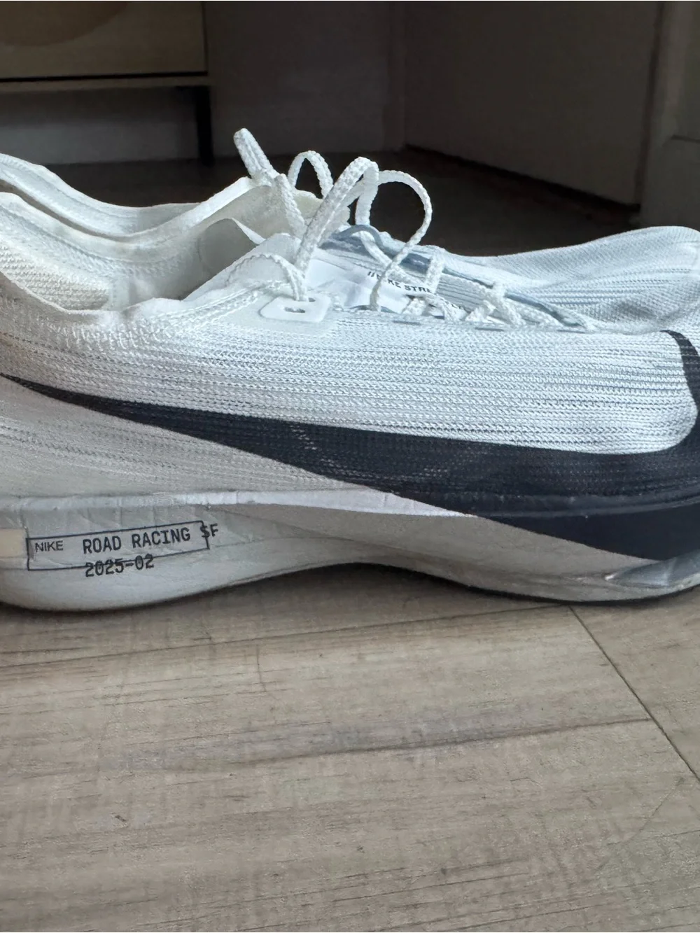 Nike Streakfly 2 Road Racing Shoes Men’s Size 12.5 HF6416-100 - Picture 4 of 7
